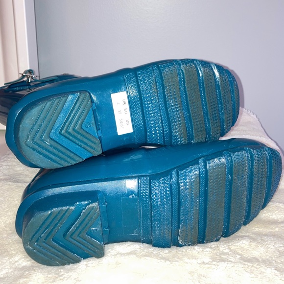 HUNTER Original Short Gloss Rain Boots - Picture 10 of 11